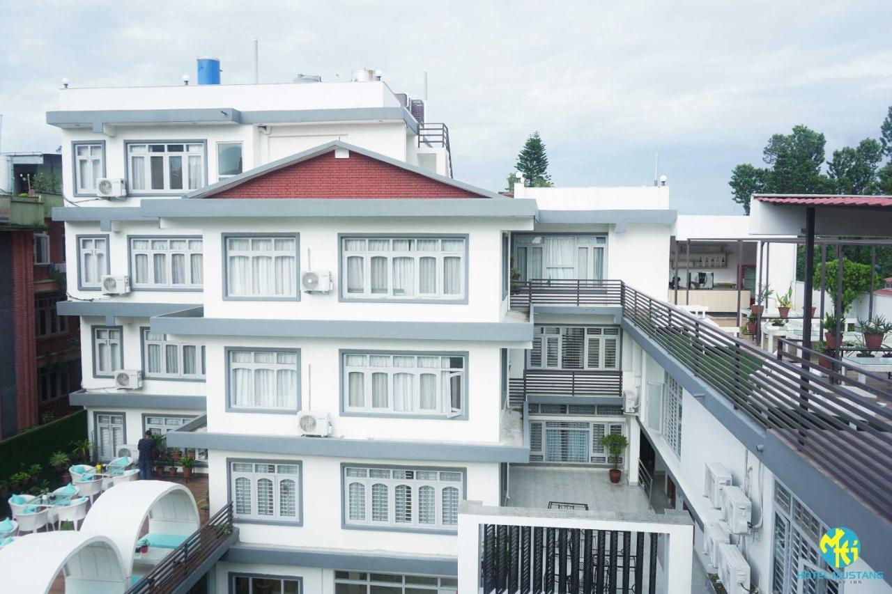Hotel Mustang Holiday Inn Kathmandu Exterior photo