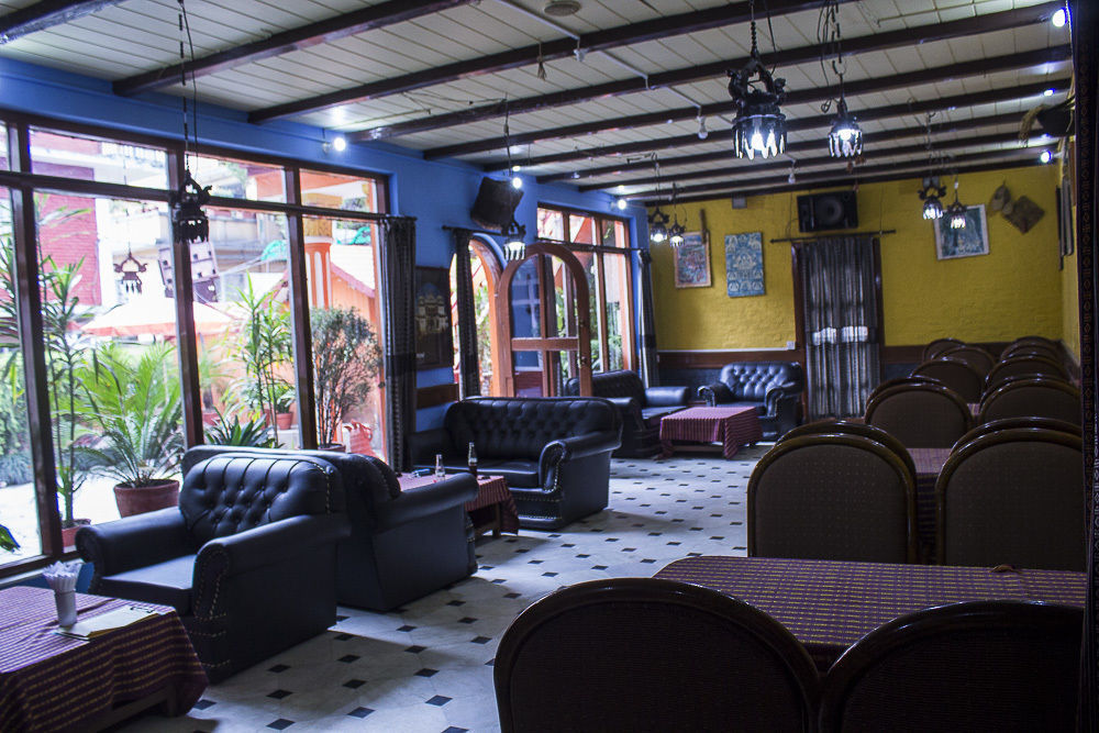 Hotel Mustang Holiday Inn Kathmandu Exterior photo